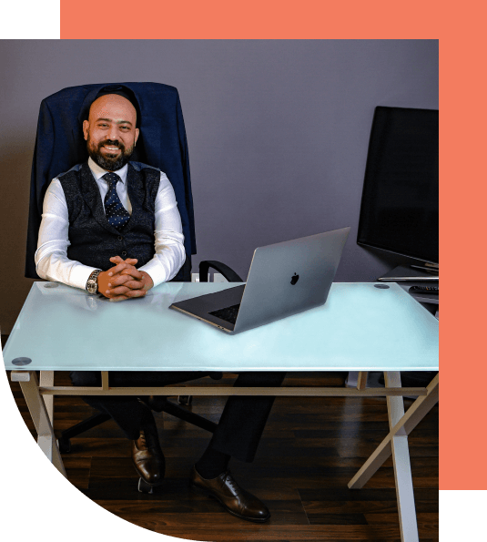 img-sec4-our-founder
